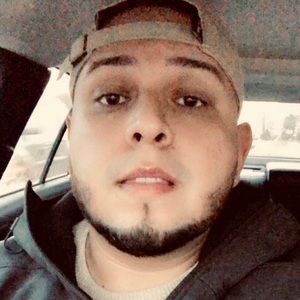 Meet your Posher, Carlos